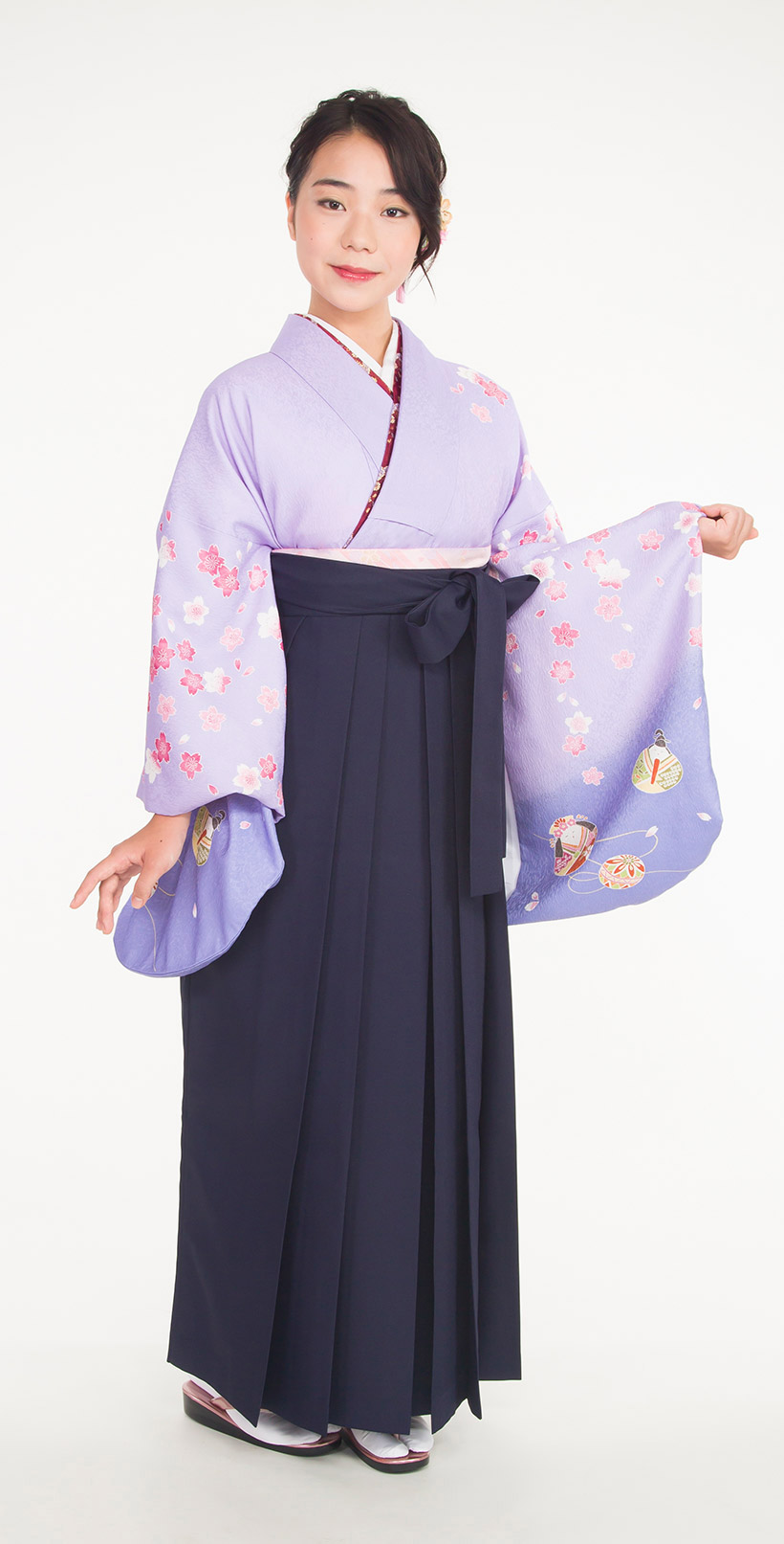 数量限定セール  レンタル袴&着物 「藤色 桜人形」&「紺 無地」 | 小振袖・先生に 着せ替え服・アウトフィット