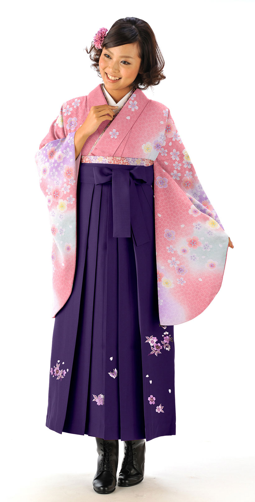 レンタル袴 着物 ピンク いろ桜 紫 桜蝶刺しゅう 小振袖 丸昌オリジナル 先生にもおすすめ小振袖 トラッドライン 袴レンタルは晴れ着の丸昌 卒業時装 卒業袴 ハカマ 全国宅配送料無料 レンタル袴 着物 ピンク いろ桜 紫 桜蝶刺しゅう 小振袖 丸昌オリジナル 先生にもおすすめ小振袖 トラッドライン 袴レンタルは晴れ着の丸昌 卒業時装 卒業袴 ハカマ 全国宅配送料無料