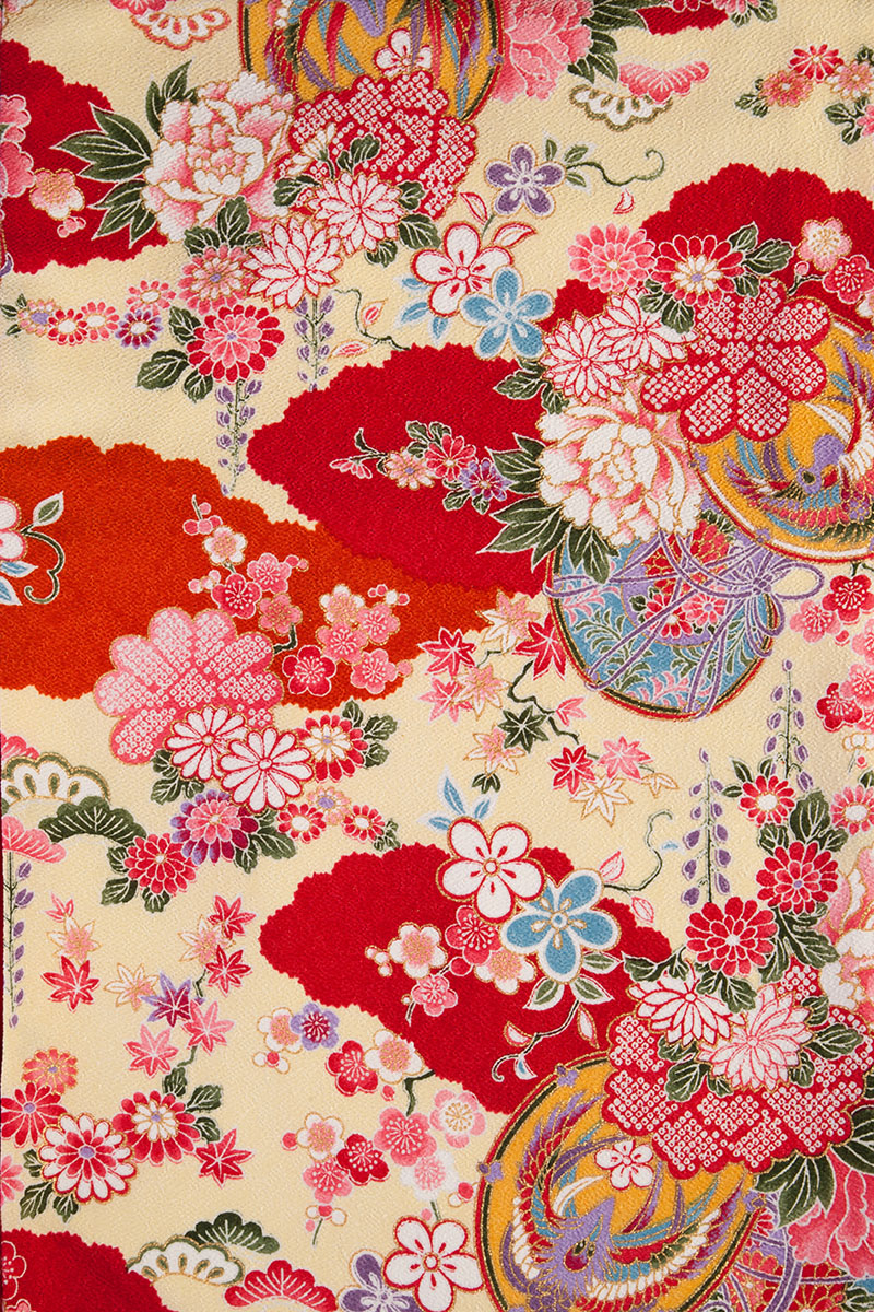 きものやまと誂　桜と蝶刺繍の振袖　卒業式振袖袴用　からし色×茶 きものやまと誂 桜と蝶刺繍の振袖 卒業式振袖袴用 からし色×茶