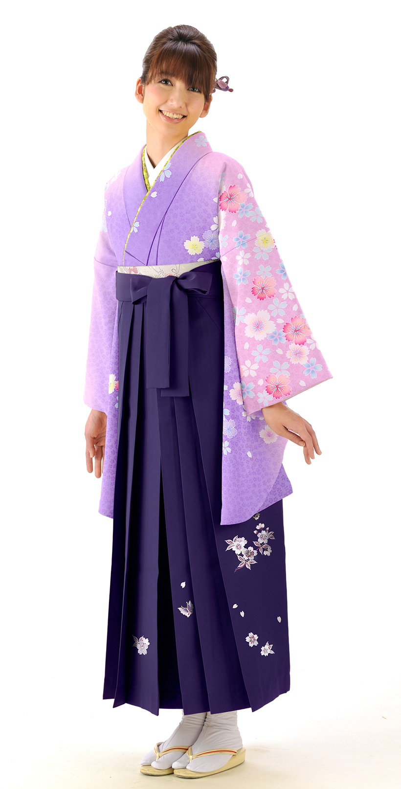 かわいらしい紫色袴スタイル